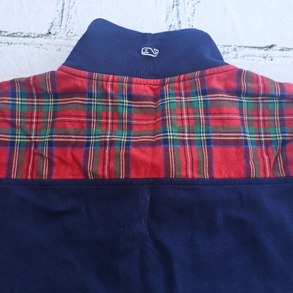 Vineyard Vines Pullover - Picture 9 of 11